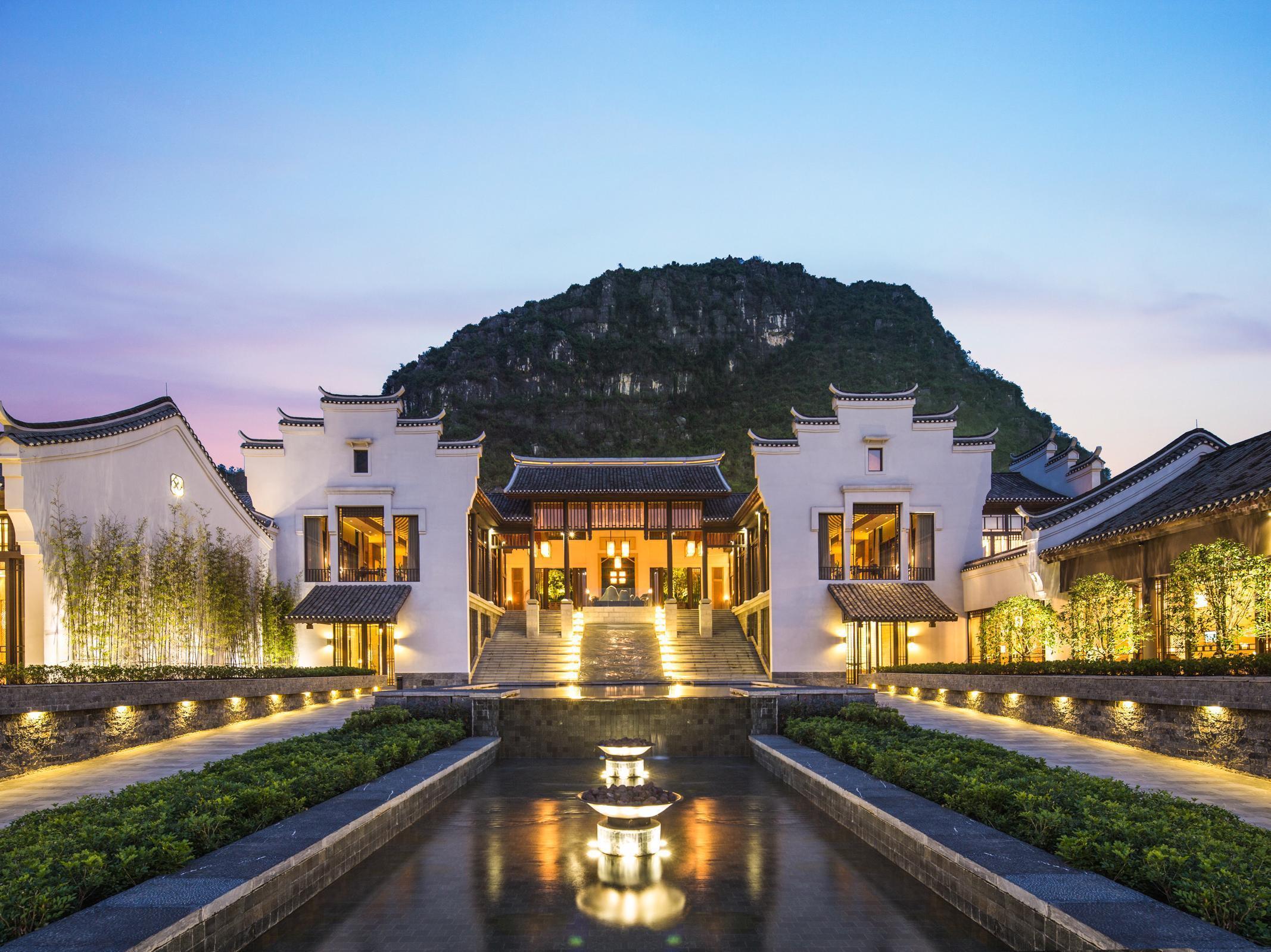 Banyan Tree Yangshuo Hotel Exterior photo